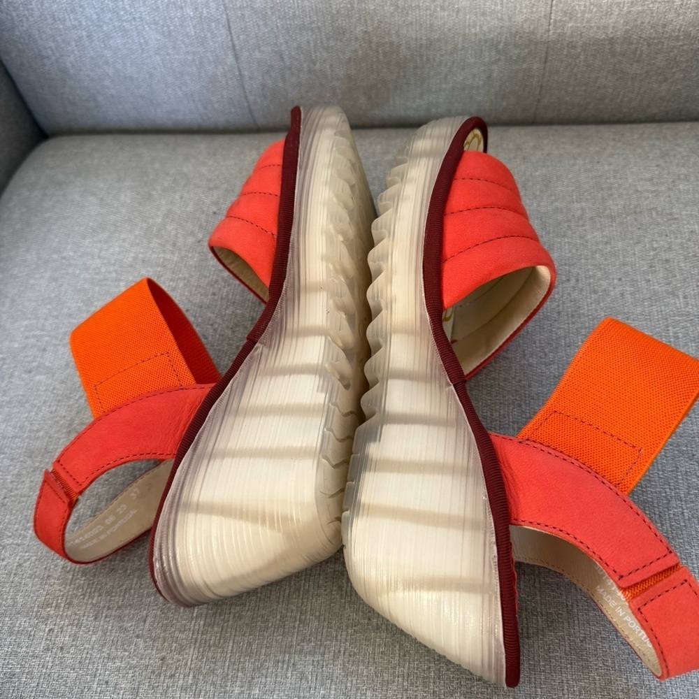 Fly London Yiko YIKO414FLY-003 Womens Red Leather Wedges Sandals Shoes size 6/5 - Picture 5 of 10
